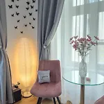 1 Florenc Hlavni Mesto Romantic Appartamento