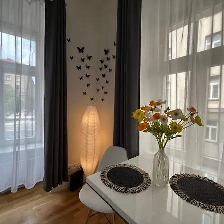 Apartment 1 Florenc Hlavni Mesto Romantic *