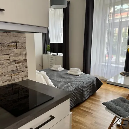 1 Florenc Hlavni Mesto Romantic Apartment