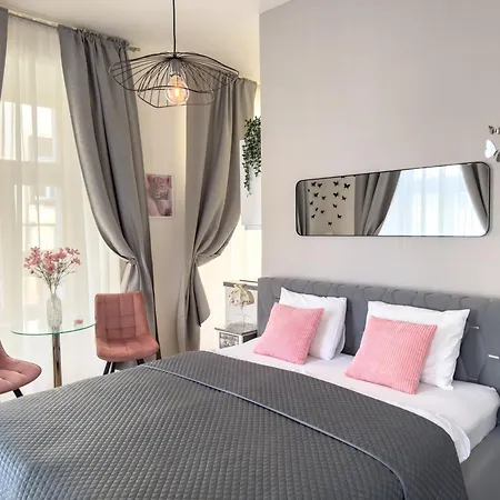 아파트 1 Florenc Hlavni Mesto Romantic